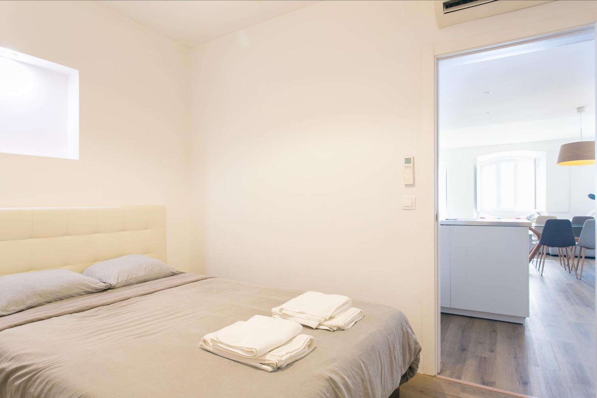 Cozy In Amazing Location! Lejlighed Lisboa